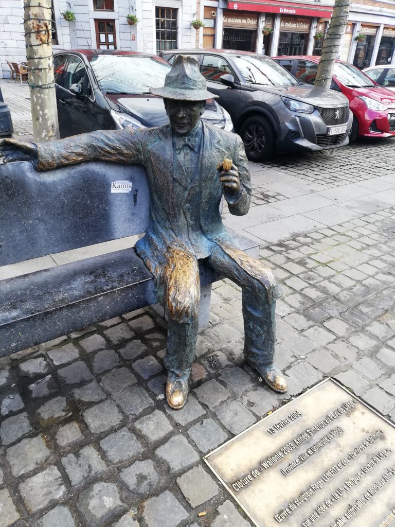 La statue de Simenon