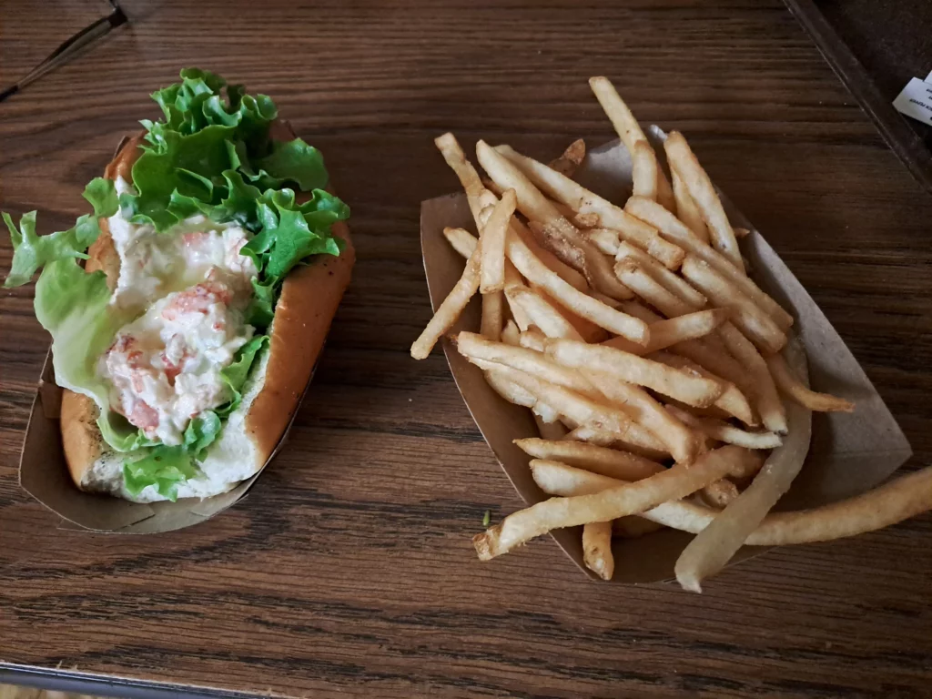 Les Lobster Roll du Columbia Harbour