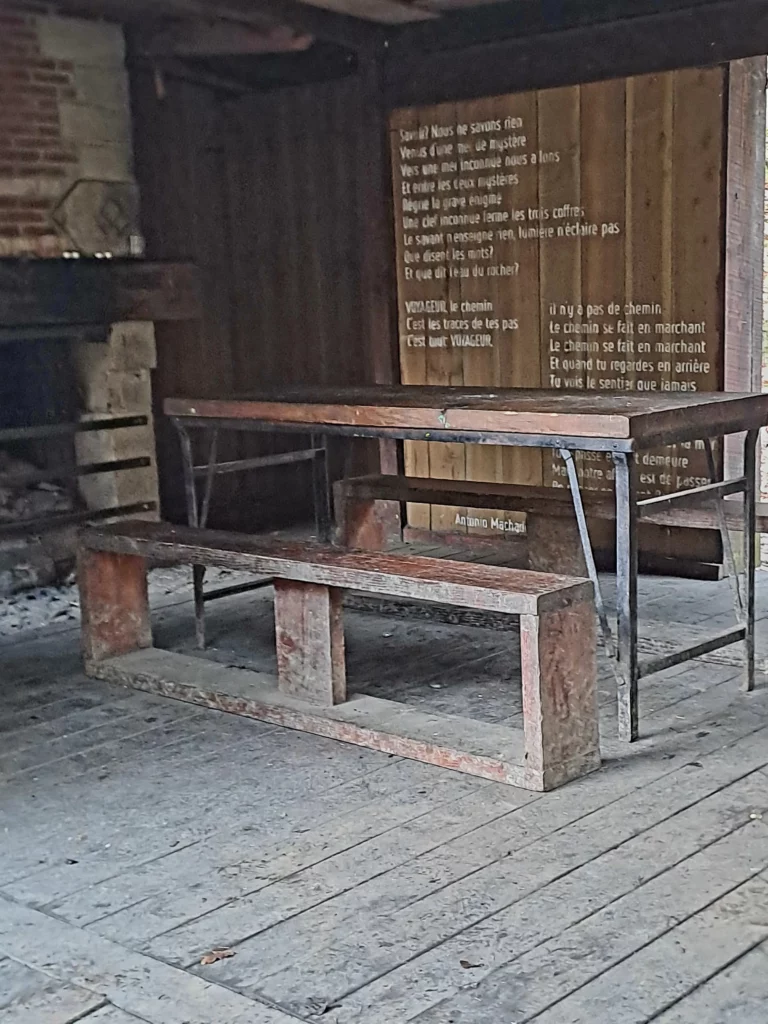 La cabane en bois de la Chefna