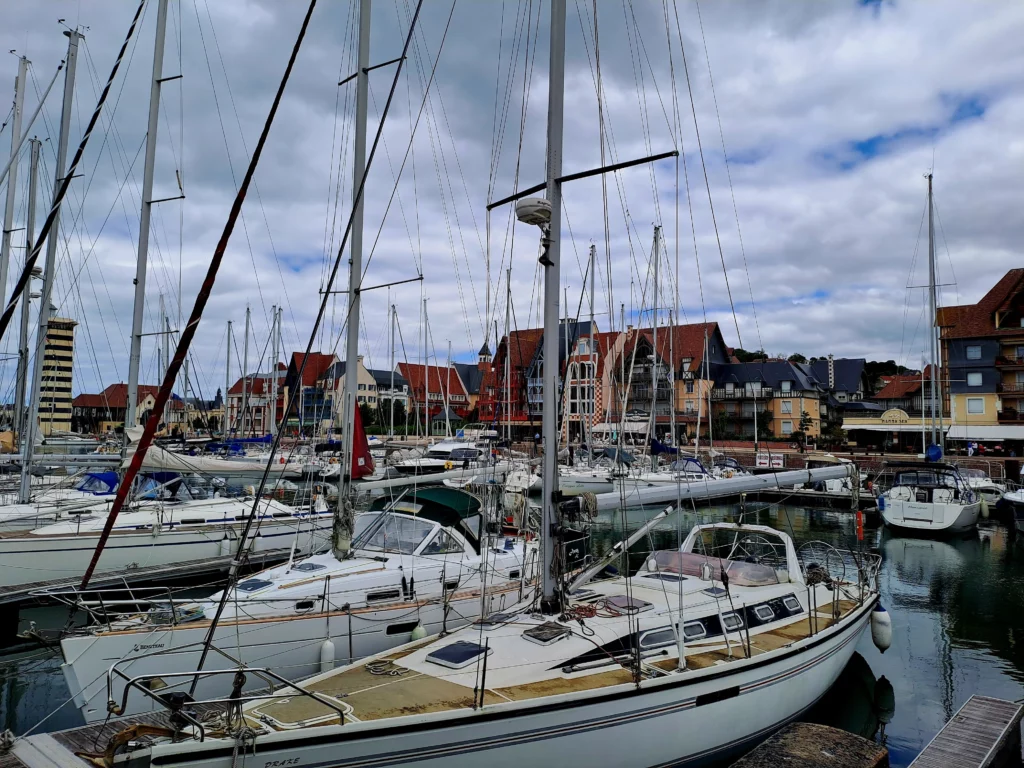 Le port de plaisance de Deauville